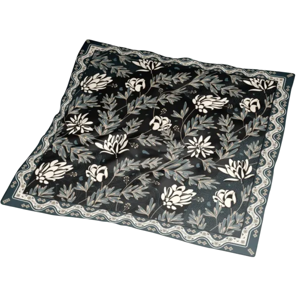 Scarf 13-18 - Image 3